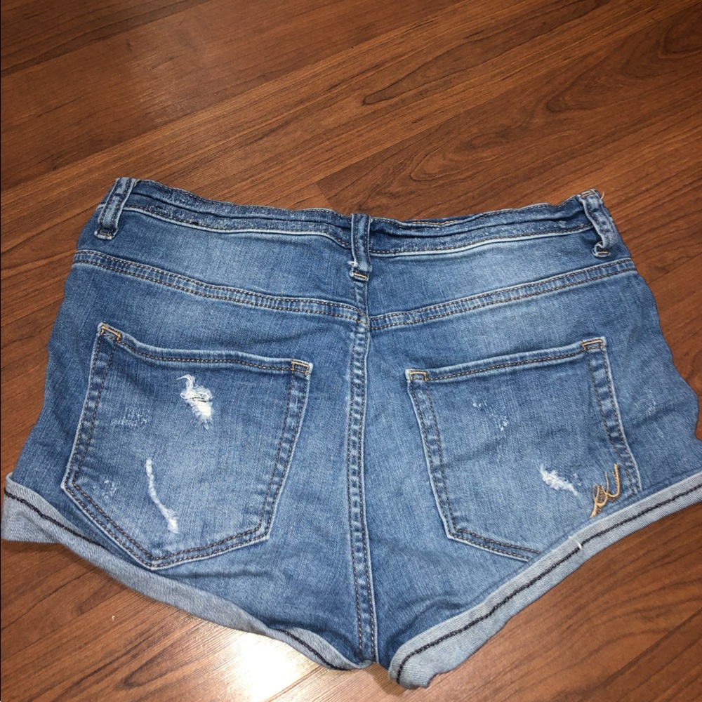 Express Jean Shorts - Picture 4 of 4